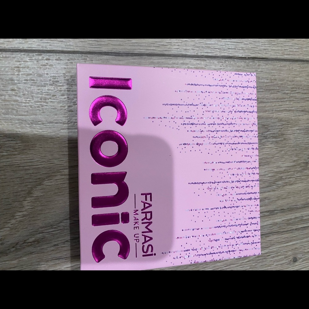Farmasi iconic palette